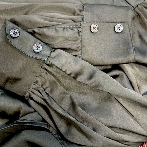 ‼️Deep Green Banana Republic Blouse size Small NWT - Picture 4 of 6